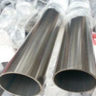 Un buon prezzo. Raccolto acido saldato luminoso del tubo di acciaio inossidabile di ASTM SS304 per la decorazione 200mm in linea