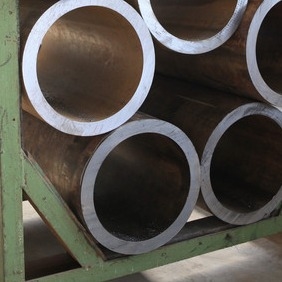Un buon prezzo. Profilato tondo per tubi d'acciaio trafilato a freddo delicato St45 20# per il cilindro idraulico, en 10305 di BACCANO 2391 in linea
