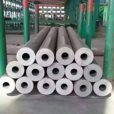 Tubi d'acciaio senza cuciture di ASTM A178 SA210 verniciati per industria chimica