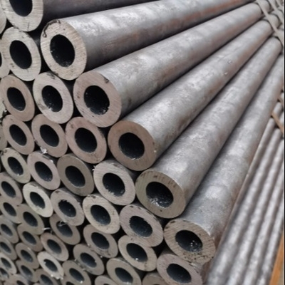 Tubo senza cuciture del acciaio al carbonio di ASTM ST37 ST52 laminato a freddo per lo scambiatore di calore 300mm
