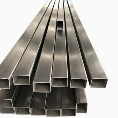 Q235B Q345B 200*300*12000mm Tubo di acciaio rettangolare a freddo a rotolamento caldo per ingegneria chimica