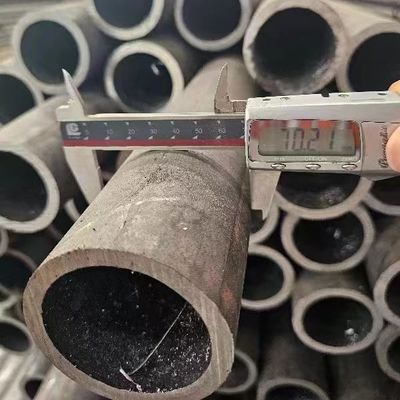 Tubo di acciaio laminato a caldo di sezione circolare cava con finitura nera per una resistenza superiore