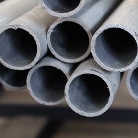 Tubatura senza cuciture di acciaio dolce STM-R830 di JIS G3465 STM-C 540, tubo di acciaio sottile della parete per la perforazione